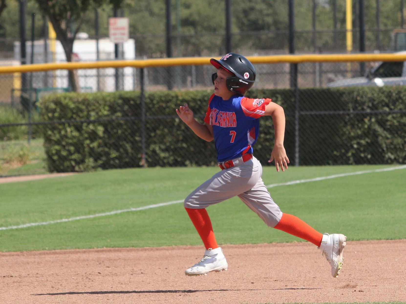 Hilyard shuts the door, Central California holds on late